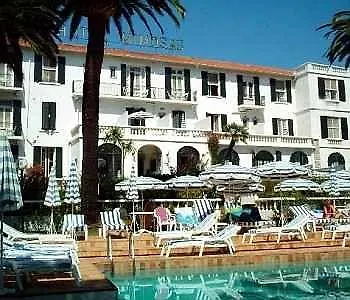 Des Mimosas 3*
