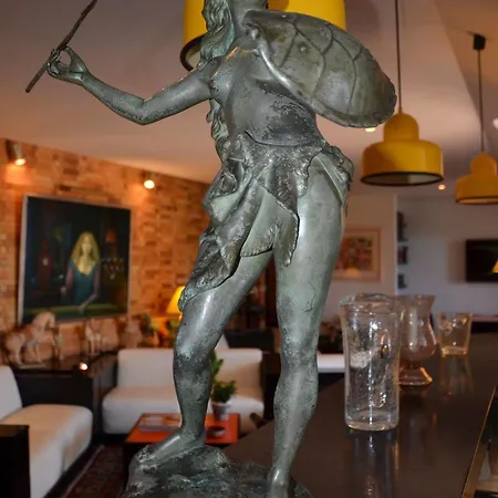 Готель Des Mimosas 3*