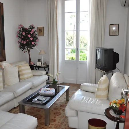 Hotell Des Mimosas 3*