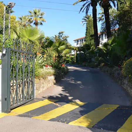 德米莫萨酒店 酒店 3*