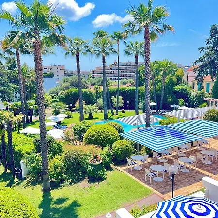 Des Mimosas Otel 3*