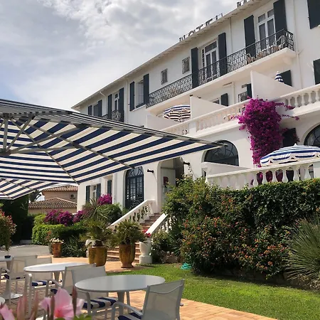 Hotel Des Mimosas 3*