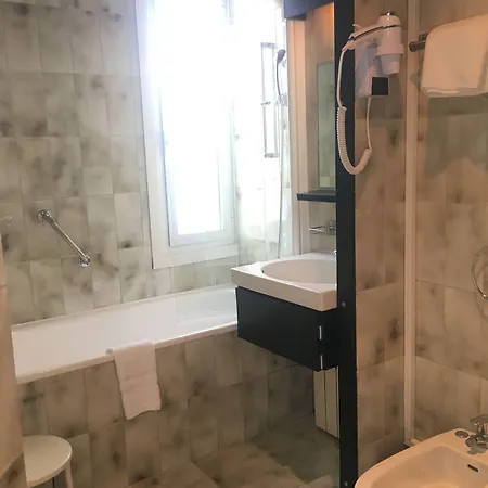 Des Mimosas Hotel 3*