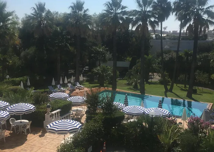 Hotel Des Mimosas 3*